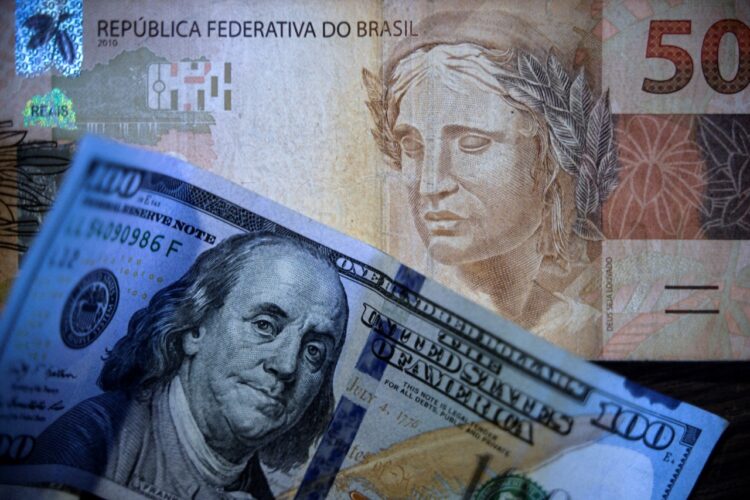 Mercado brasileño saluda con fuerte alza ola conservadora en Congreso tras comicios