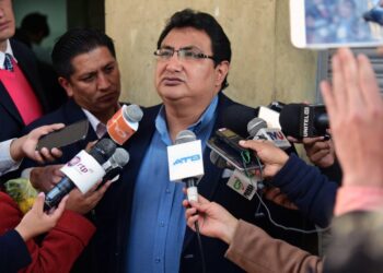 Exdiputado Barral: Si mueves el árbol genealógico en el Gobierno, ‘caen abarcas y ponchos’