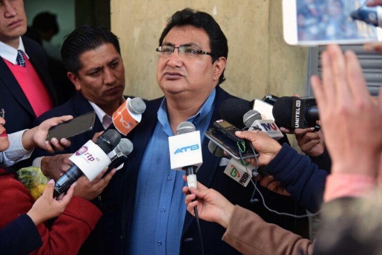 Exdiputado Barral: Si mueves el árbol genealógico en el Gobierno, ‘caen abarcas y ponchos’