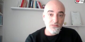 El periodista argentino Andrés Sal.Ari