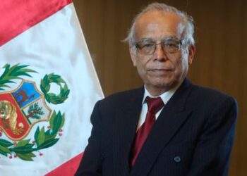 OEA hace un llamamiento al diálogo en Perú tras la dimisión de Torres.