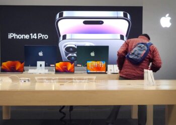 Apple amenaza con quitar Twitter de su App Store, según Musk