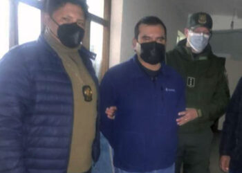 Es aprehendido un jefe policial acusado por tenencia de vehículo chileno robado