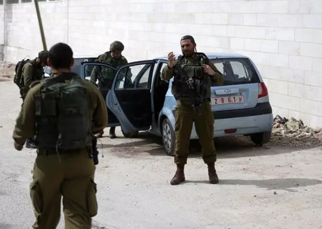 Mueren a tiros dos árabes israelíes en la frontera de Israel con Cisjordania.