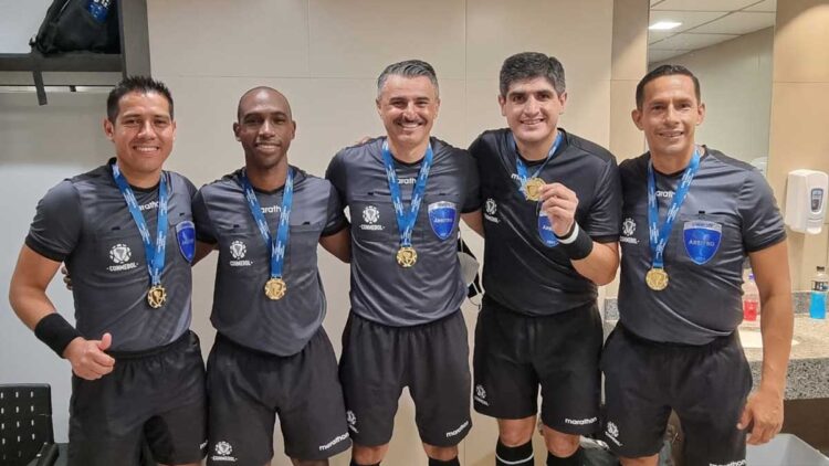 Henry Gutiérrez, primer boliviano en dirigir la final de la Copa América de fútbol de salón
