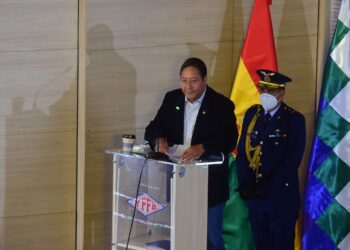 Gobierno celebra los 86 años de YPFB con el reto de profundizar la industrialización
