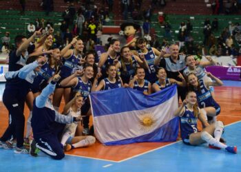 Argentina se impone a Brasil y se corona reina del voley Sudamericano