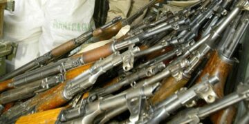Juez de EEUU desestima demanda de México contra fabricantes de armas