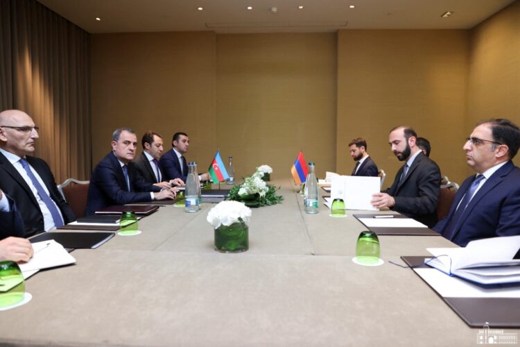Azerbaiyán impuso cinco condiciones a Armenia para lograr un acuerdo de paz