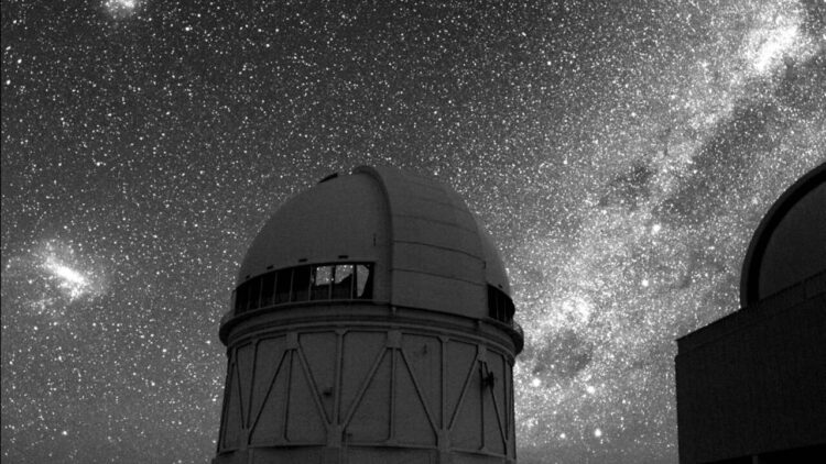 Tres asteroides cercanos a la Tierra, uno potencialmente peligroso, fueron encontrados por astrónomos utilizando un instrumento de alta tecnología en el Observatorio Interamericano Cerro Tololo en Chile. Foto: AFP.