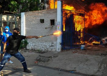 Aprehenden a dos personas vinculadas con el ataque a la COD Santa Cruz