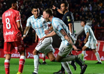Gimnasia pierde y Atlético Tucumán cierra la fecha como líder del torneo argentino