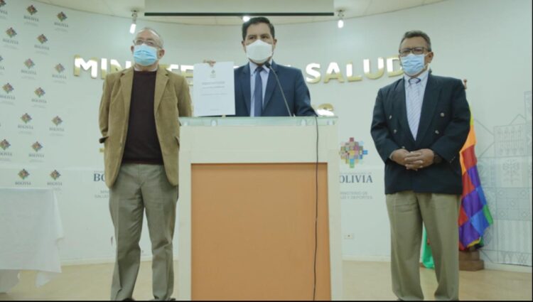 El ministro de Salud, Jeyson Auza, en la presentación del protocolo para la contención de la coqueluche. Foto: Captura