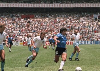 Sale a subasta el balón del gol de ‘la mano de Dios’ de Maradona en México-1986