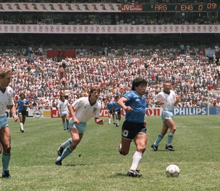 Sale a subasta el balón del gol de ‘la mano de Dios’ de Maradona en México-1986