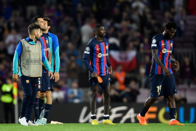 Barcelona empata y está al borde de la eliminación en Champions