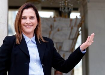 Esposa de presidente mexicano acusa a diseñador Ralph Lauren de plagiar diseños indígenas