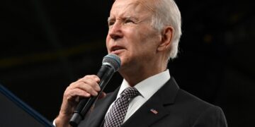 Biden perdona a todos los convictos por posesión de marihuana