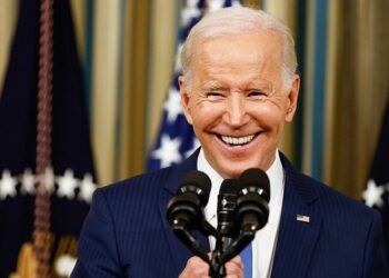 Biden, ha iniciado una reunión con los líderes de varios países aliados para analizar la explosión en Polonia.