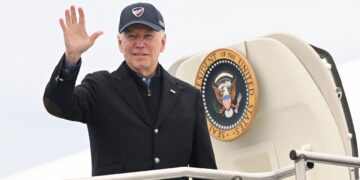 Biden pide al Congreso intervenir para evitar huelga ferroviaria.