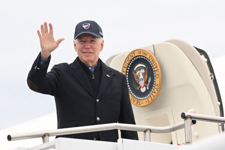 Biden pide al Congreso intervenir para evitar huelga ferroviaria.