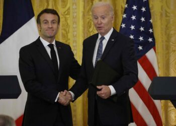 Biden, se comprometió a que la creación de empleo no se hará "a expensas de Europa", tras fricciones sobre la política.