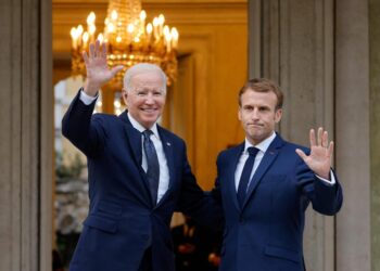 Biden y Macron exhiben una buena sintonía pese a discrepancias.