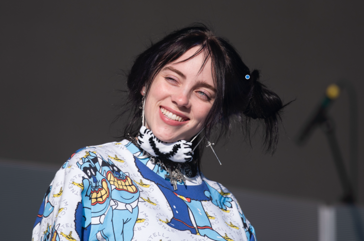 Billie Eilish sorprende con el lanzamiento de su EP “Guitar Songs”