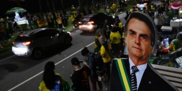 ¿Por qué los sondeos erraron al subestimar la fuerza del bolsonarismo en Brasil?