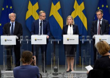Suecia ofrecerá varios cientos de miles de millones de coronas suecas en garantías de liquidez a los actores nórdicos y bálticos para proteger la estabilidad financiera. Foto: AFP