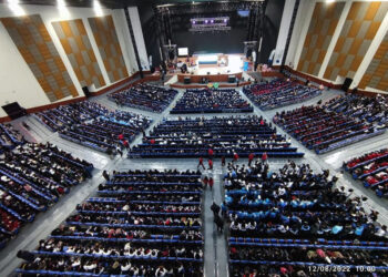 Estudiantes de sexto de secundaria se capacitaron en el Teatro Internacional de Oruro. Foto: YLB