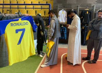 camiseta_cristiano_ronaldo.jpg