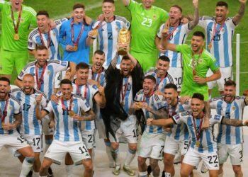 Argentina espera recibir a Messi y sus otros héroes campeones del mundo