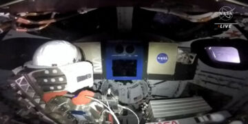 En el tercer día de su misión rumbo a la Luna, la cápsula Orion "supera las expectativas", aseguró la Nasa el viernes.