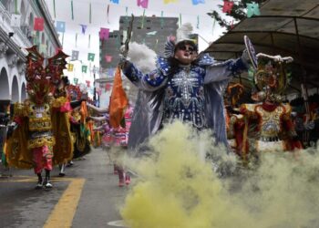 Imagen del Carnaval de Oruro, uno de los patrimonio inmateriales más representativos del país ante la Unesco. Foto: La Razón.