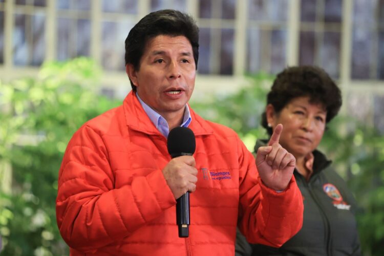 Castillo reafirma su intención de gobernar hasta acabar la legislatura.