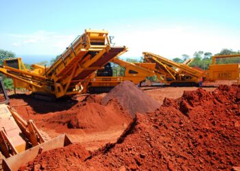 Por falta de cemento, los trabajos en la planta del Mutún están paralizados
