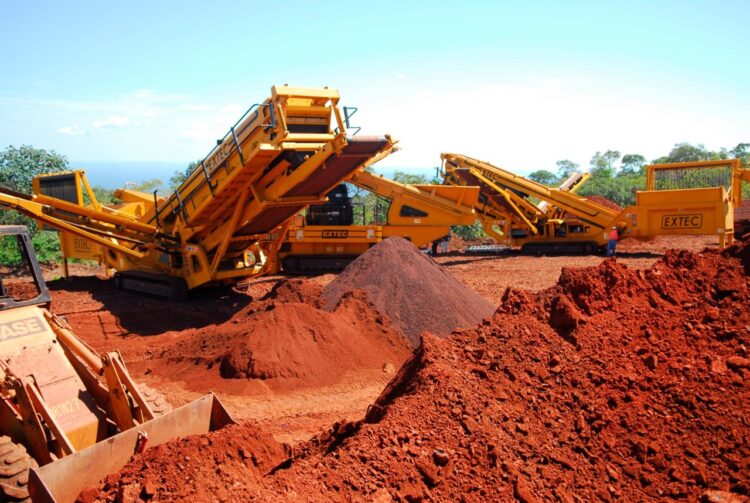 Por falta de cemento, los trabajos en la planta del Mutún están paralizados