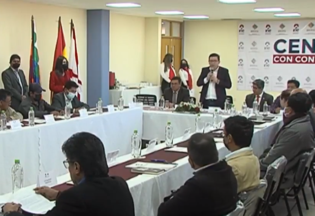 El Ministro de Planificación da inicio a la reunión técnica. Foto: captura