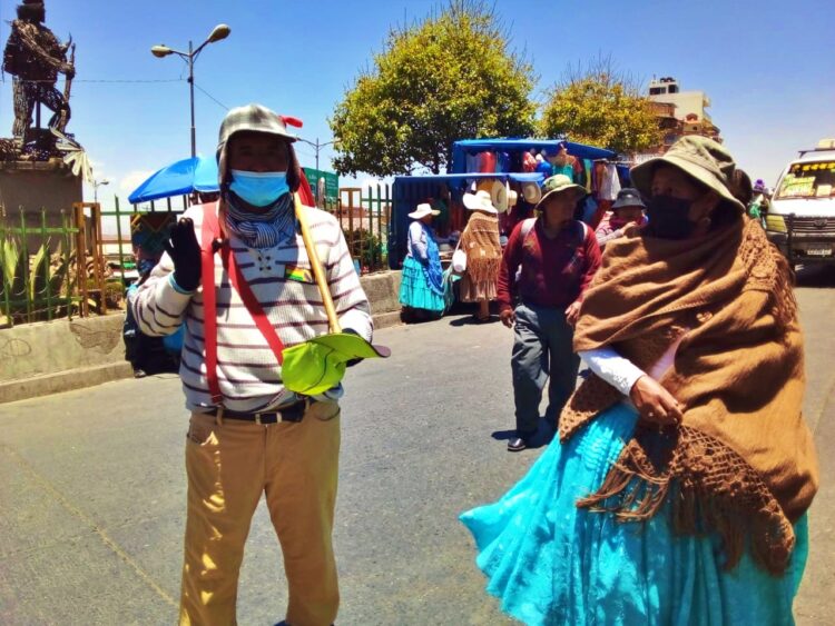 El ‘Chavito alteño’ se gana el corazón de los transeúntes de la Ceja