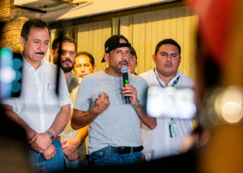Camacho acepta 2024; el paro en Santa Cruz sigue en espera de la Ley del Censo
