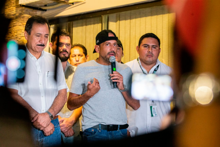Camacho acepta 2024; el paro en Santa Cruz sigue en espera de la Ley del Censo
