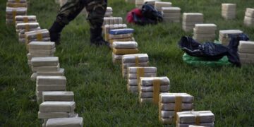 Decomisan en Liberia cocaína valorada en $us 100 millones