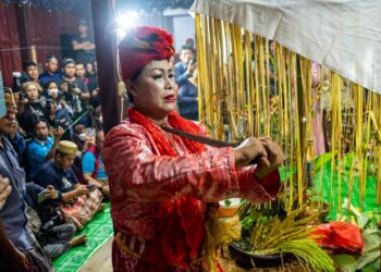La comunidad bissu no se considera ni femenina ni masculina. Foto: AFP