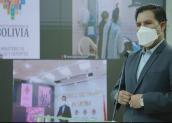 El Ministro de Salud informa sobre la falta de gestión para los trasplantes renales en Santa Cruz. Foto: Ministerio de Salud