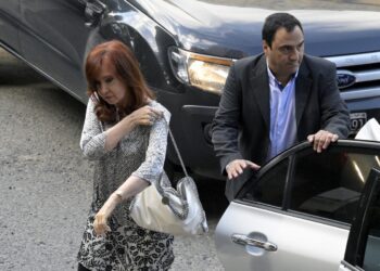 Líderes latinoamericanos condenan la sentencia contra Cristina Fernández.