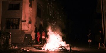 Cuba señala a las protestas por los cortes de electricidad tras ‘Ian’ por frenar las labores de reparación