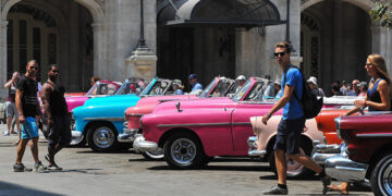 Los visitantes de Cuba podrán beneficiarse desde el martes de un visado de turista de 90 días.
