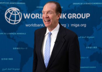Jefe de Banco Mundial dice que no dimitirá tras ser acusado de escéptico del cambio climático