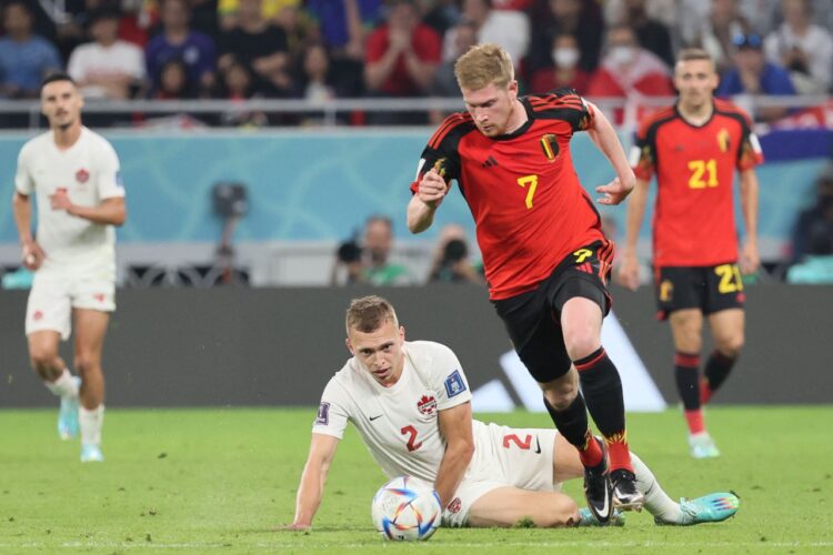 mas coraje_delantero belga_de bruyne